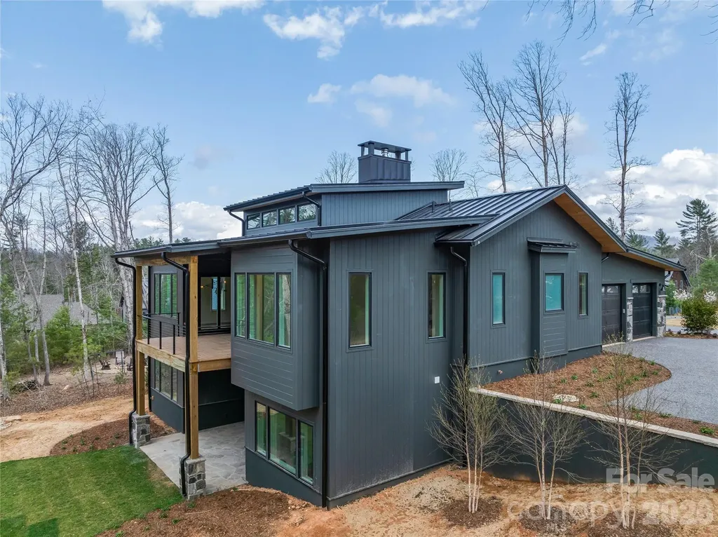 140 Upperfell Court Asheville NC 28803