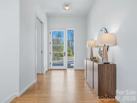 140 Upperfell Court Asheville NC 28803