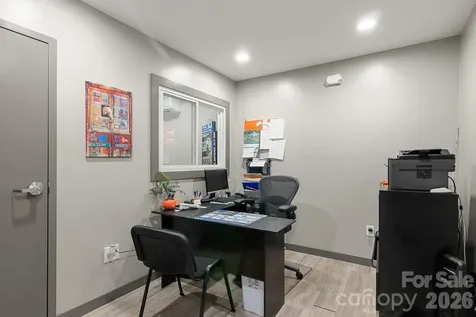 3413 S Tryon Street Charlotte NC 28217