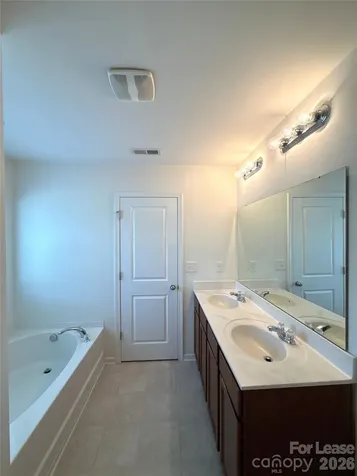 354 Cornielle Lane Charlotte NC 28216