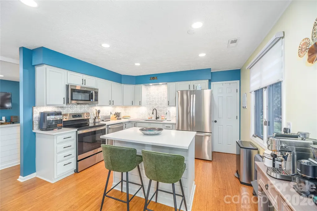 330 Woody Lane Asheville NC 28804