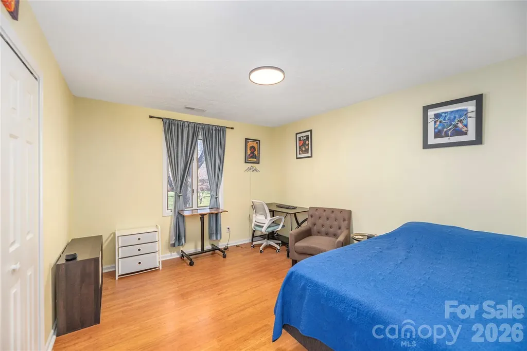 330 Woody Lane Asheville NC 28804