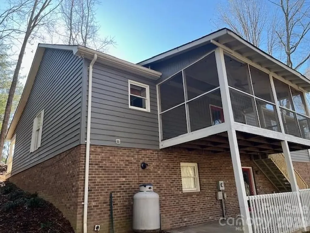 1503 Indian Hills Drive Lenoir NC 28645