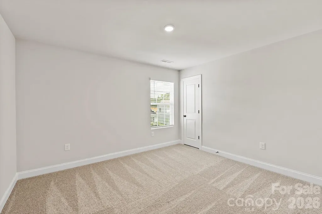 6618 Fairford Drive Charlotte NC 28215