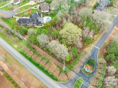 8334 Victoria Lake Drive Waxhaw NC 28173