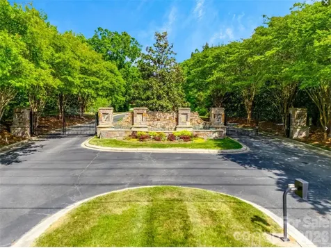 8334 Victoria Lake Drive Waxhaw NC 28173