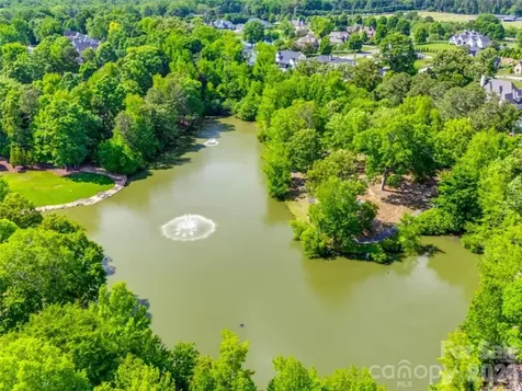 8334 Victoria Lake Drive Waxhaw NC 28173