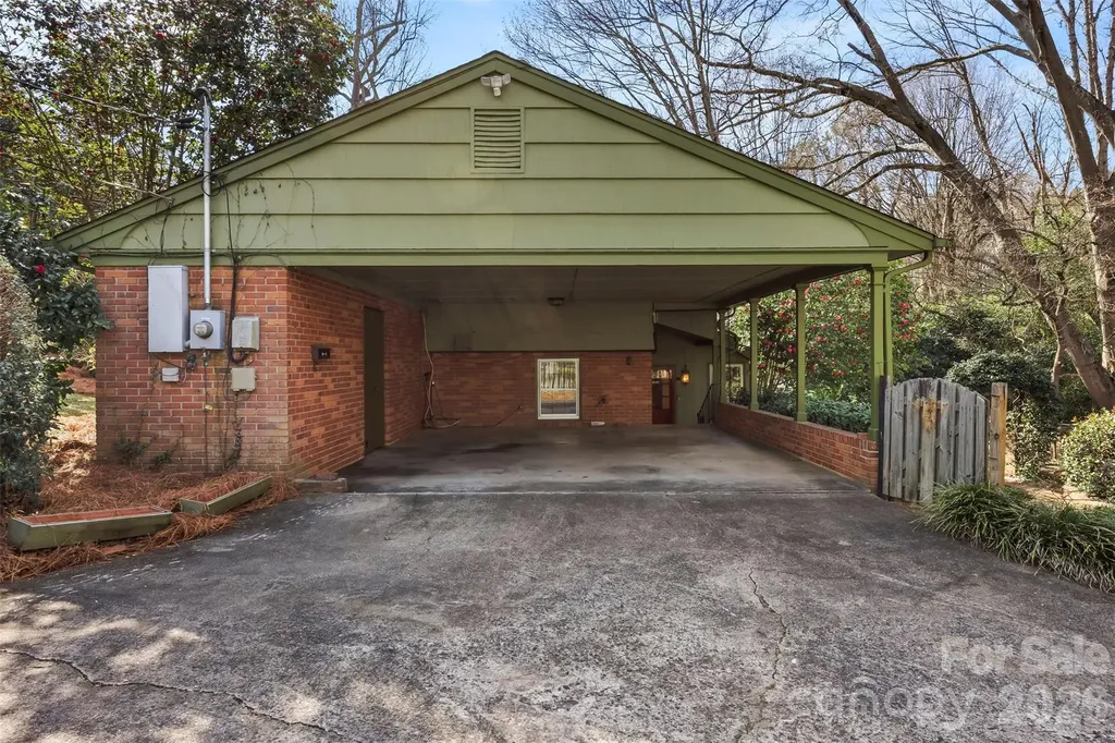 2968 Club Drive Gastonia NC 28054