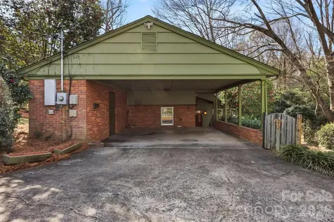 2968 Club Drive Gastonia NC 28054