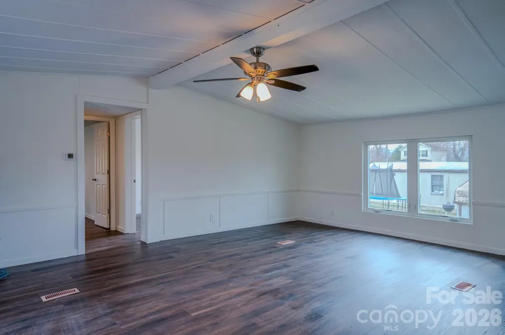 8 Teal Lane Candler NC 28715