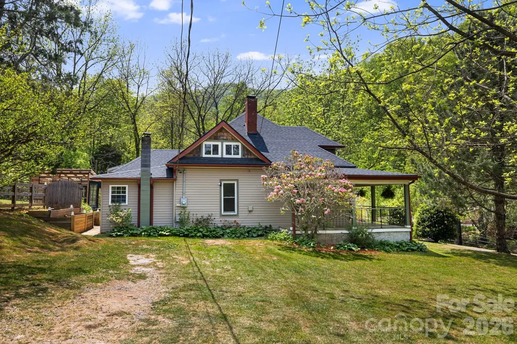 Candler NC, 47 Saw Branch Road