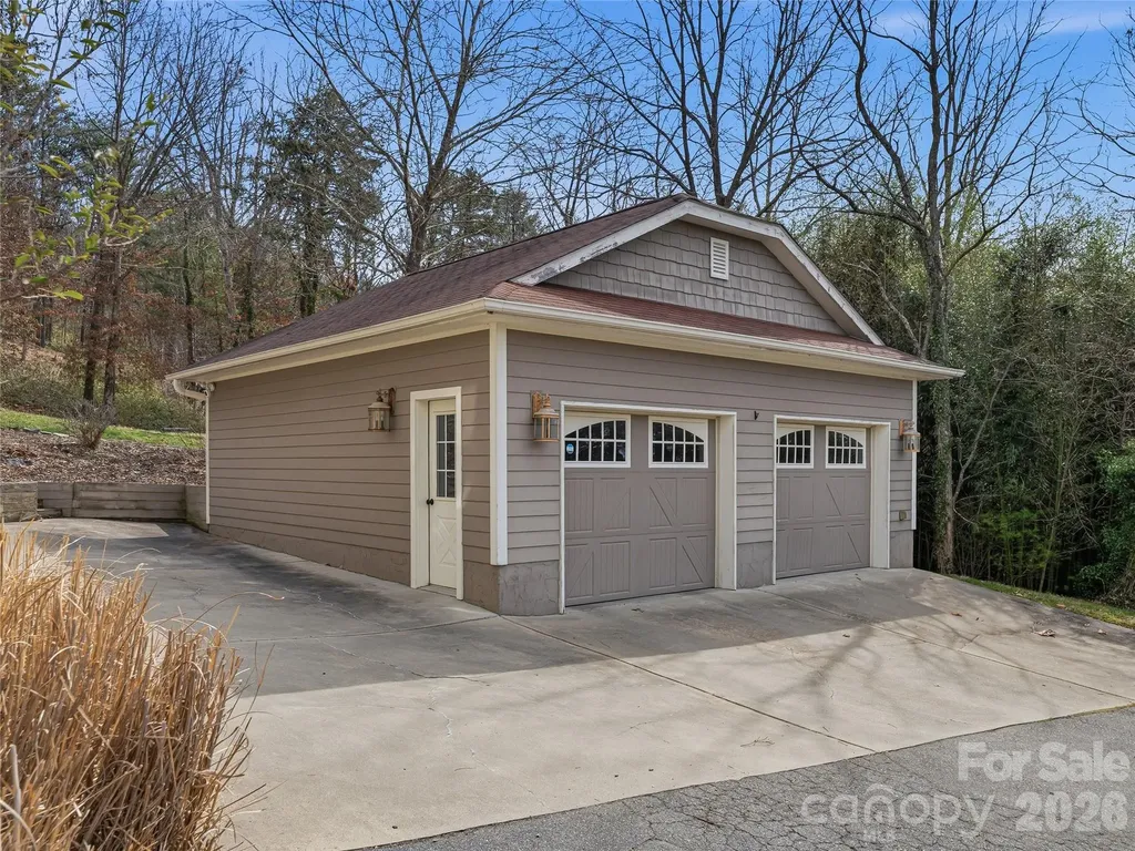 3 Perrion Avenue Weaverville NC 28787