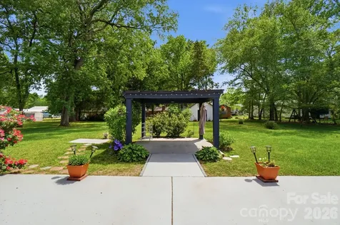324 Autumn Drive Harrisburg NC 28075