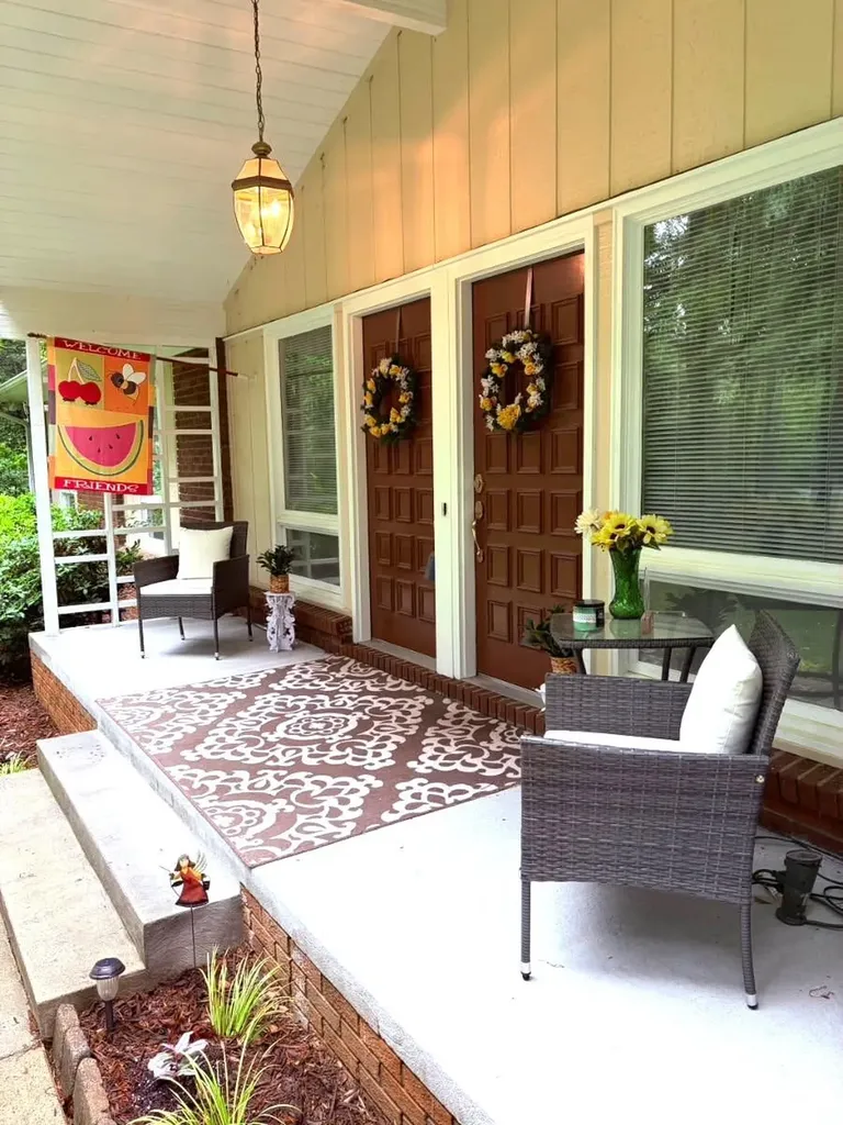 106 E Laurel Lane Etowah NC 28729