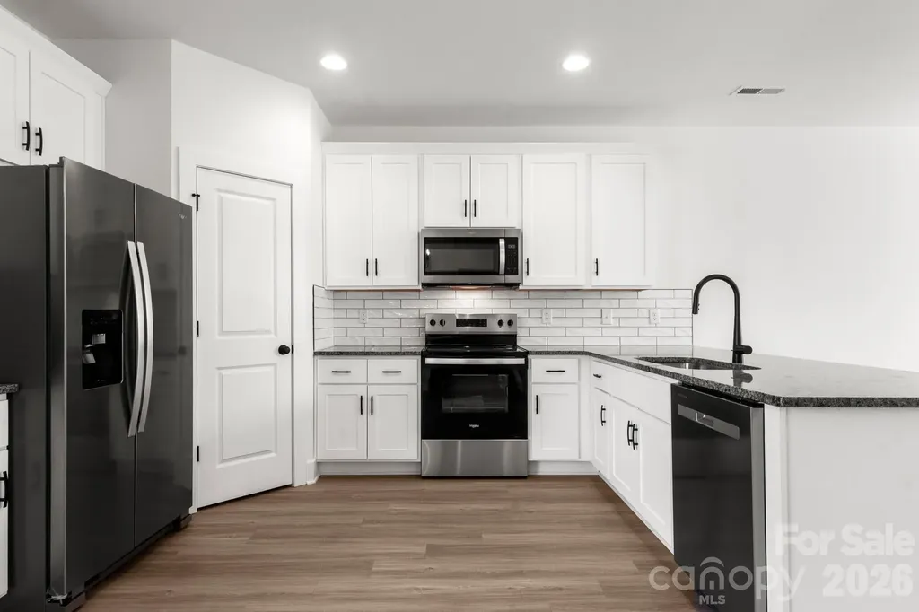 114 Indian Wells Court Harmony NC 28634