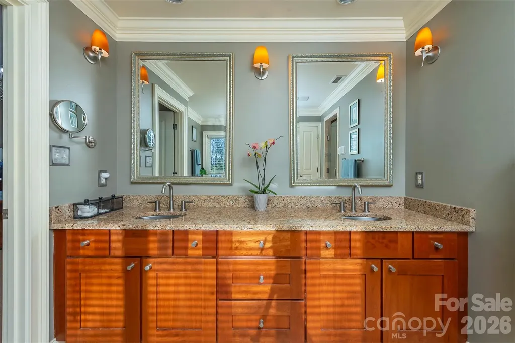 11 Hearthstone Drive Asheville NC 28803