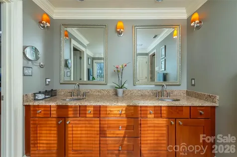 11 Hearthstone Drive Asheville NC 28803