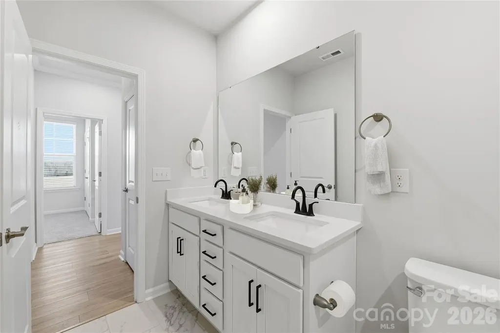 1087 Arundle Road Sherrills Ford NC 28673