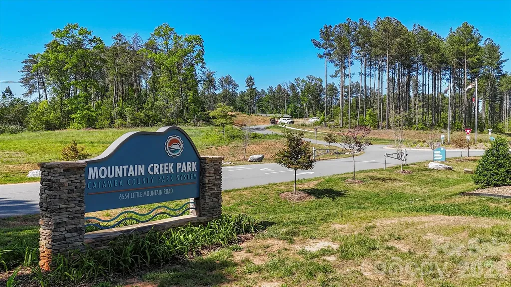 1087 Arundle Road Sherrills Ford NC 28673