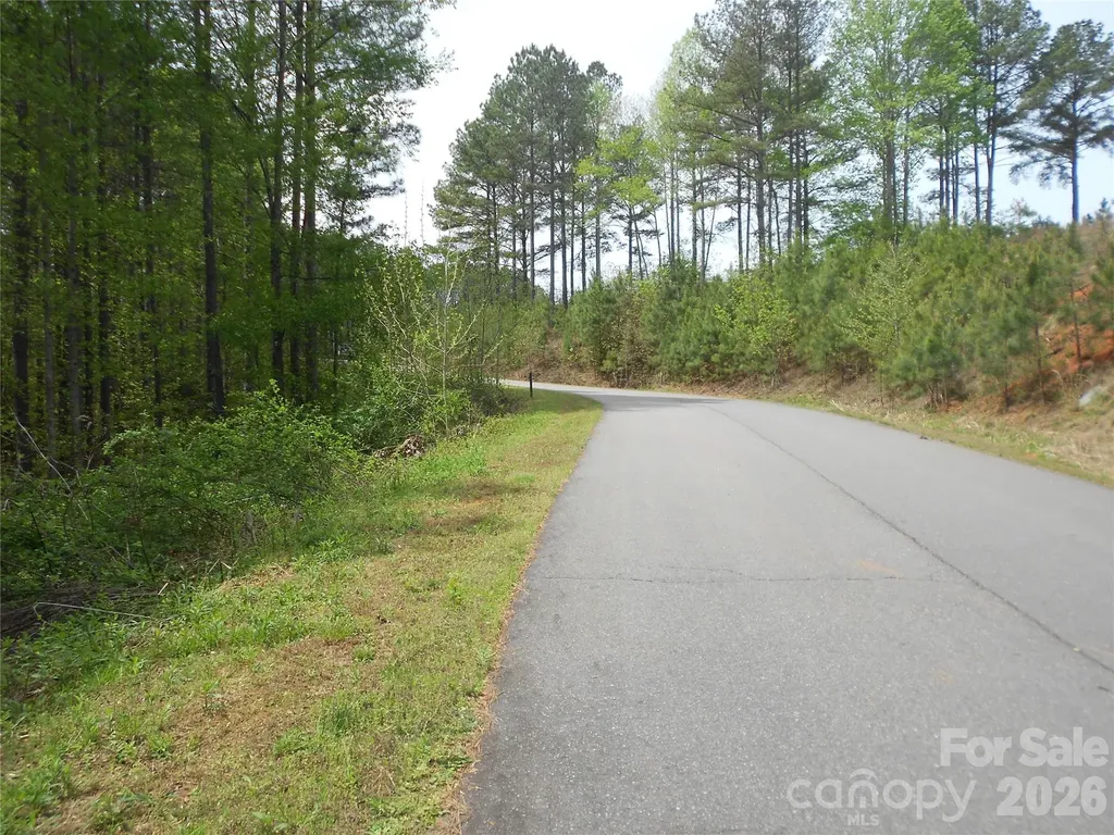 101, 107 Table Rock Trace NW Morganton NC 28655