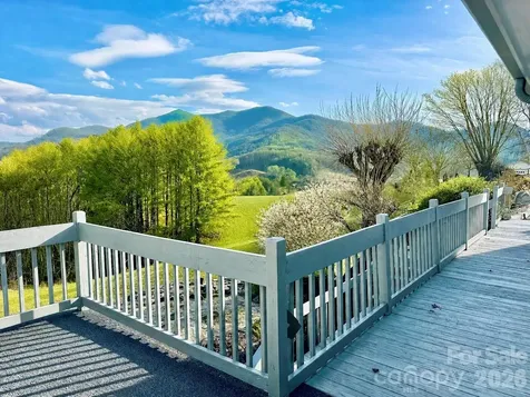 220 Grand View Lane Burnsville NC 28714