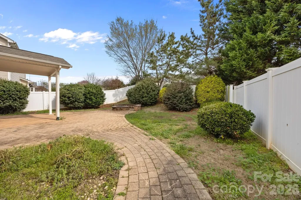 108 Sand Spur Drive Mooresville NC 28117