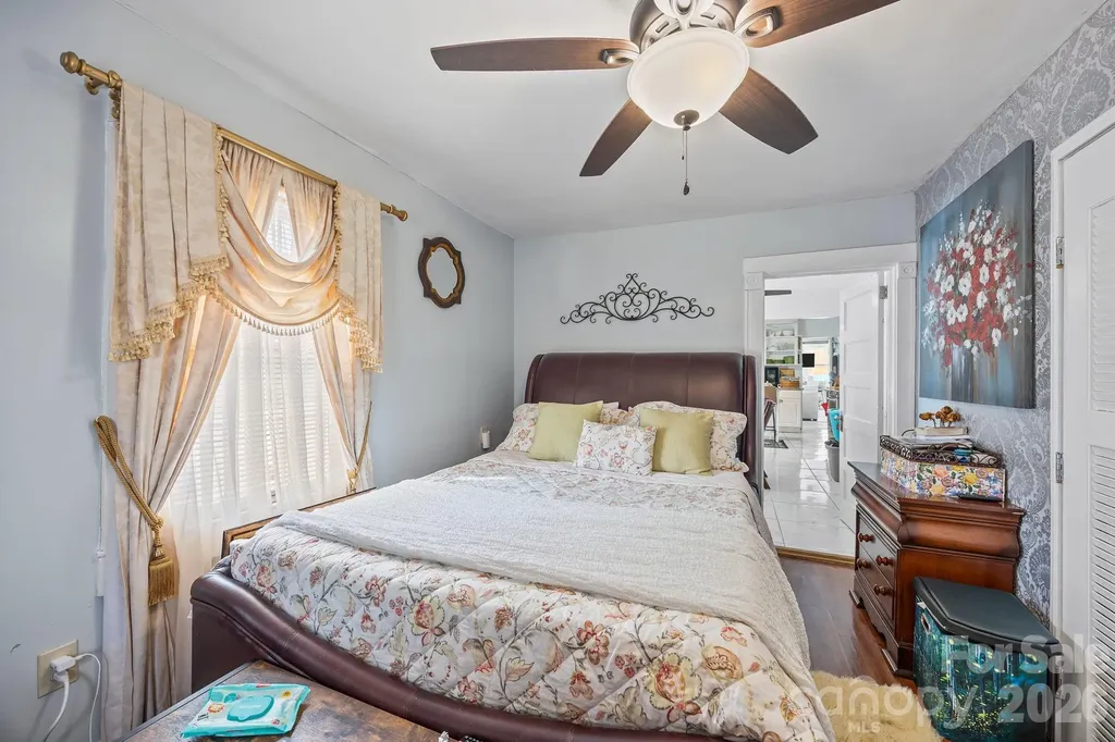 714 Pine Street Kannapolis NC 28081