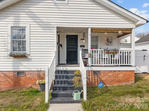 714 Pine Street Kannapolis NC 28081