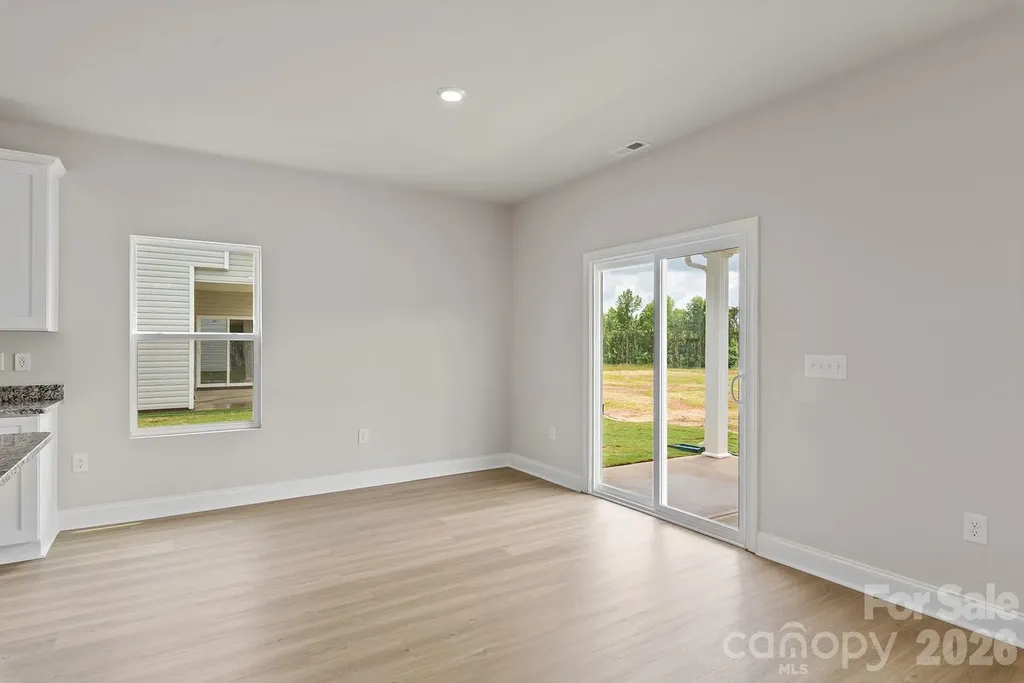 6717 Fairford Drive Charlotte NC 28215