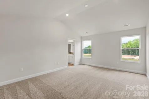 6717 Fairford Drive Charlotte NC 28215