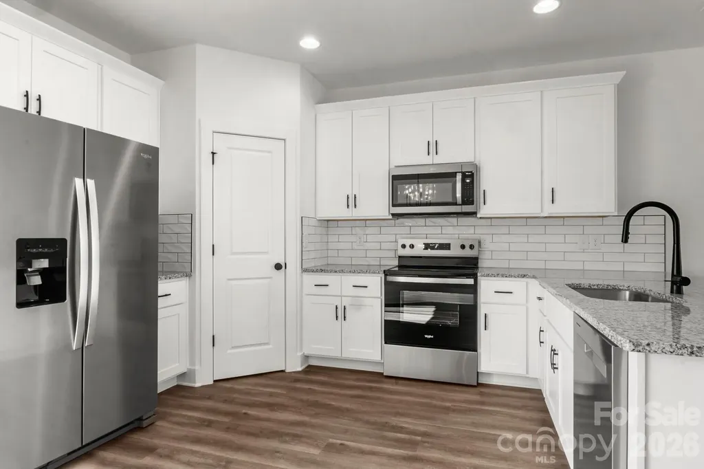 109 Indian Wells Court Harmony NC 28634