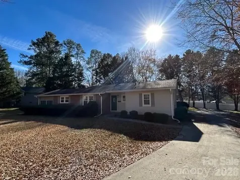 408 Gillsbrook Road Lancaster SC 29720