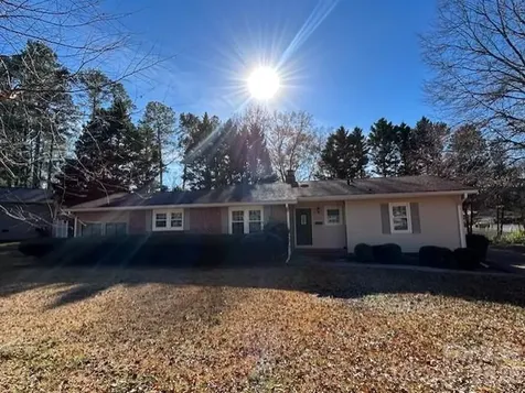 408 Gillsbrook Road Lancaster SC 29720