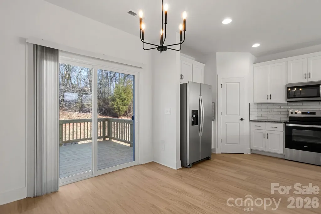 106 Indian Wells Court Harmony NC 28634