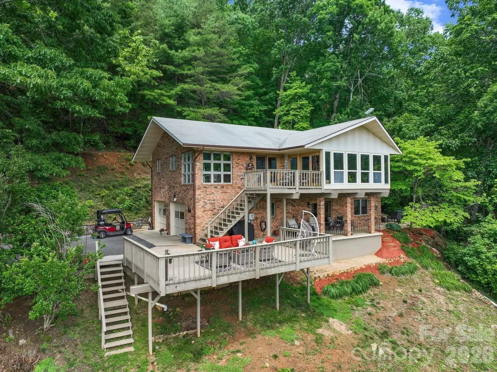 60 Little Creek Drive Canton NC 28716