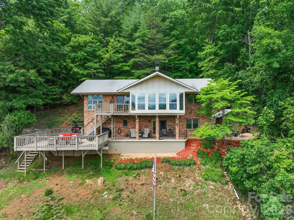 60 Little Creek Drive Canton NC 28716