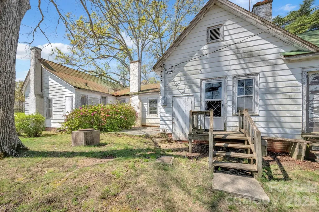 32286 Laton Road Albemarle NC 28001