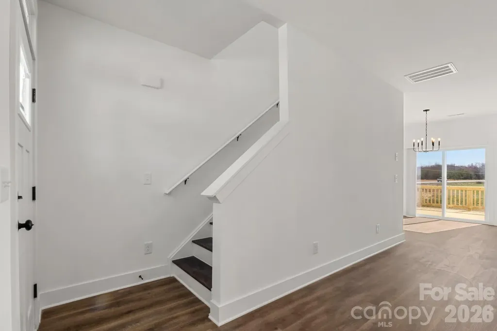 105 Indian Wells Court Harmony NC 28634