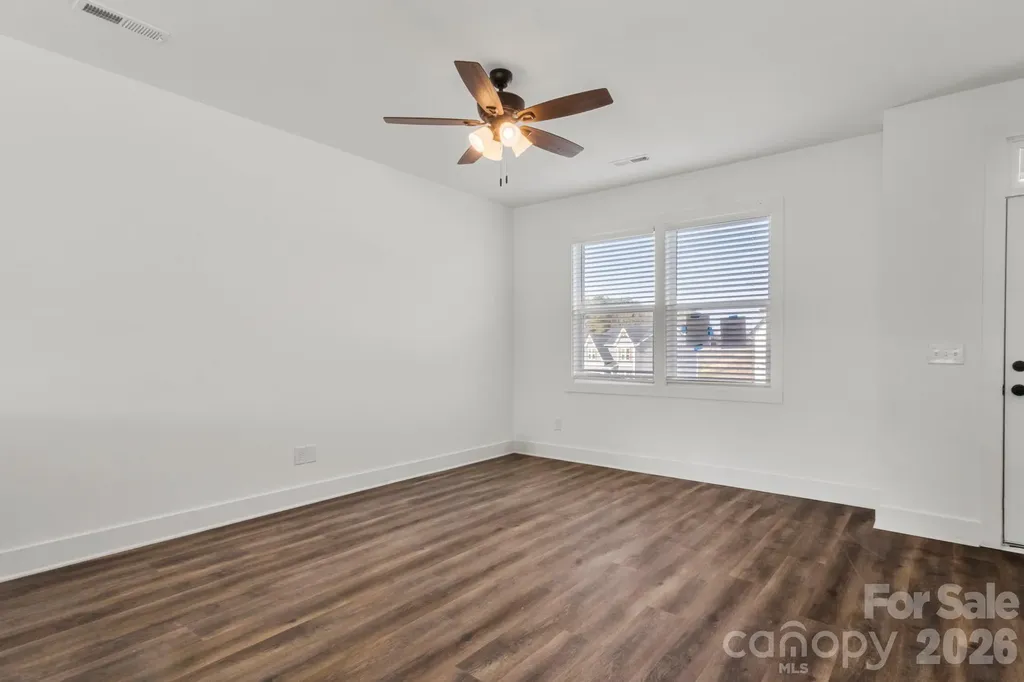 105 Indian Wells Court Harmony NC 28634