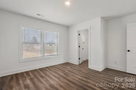 105 Indian Wells Court Harmony NC 28634