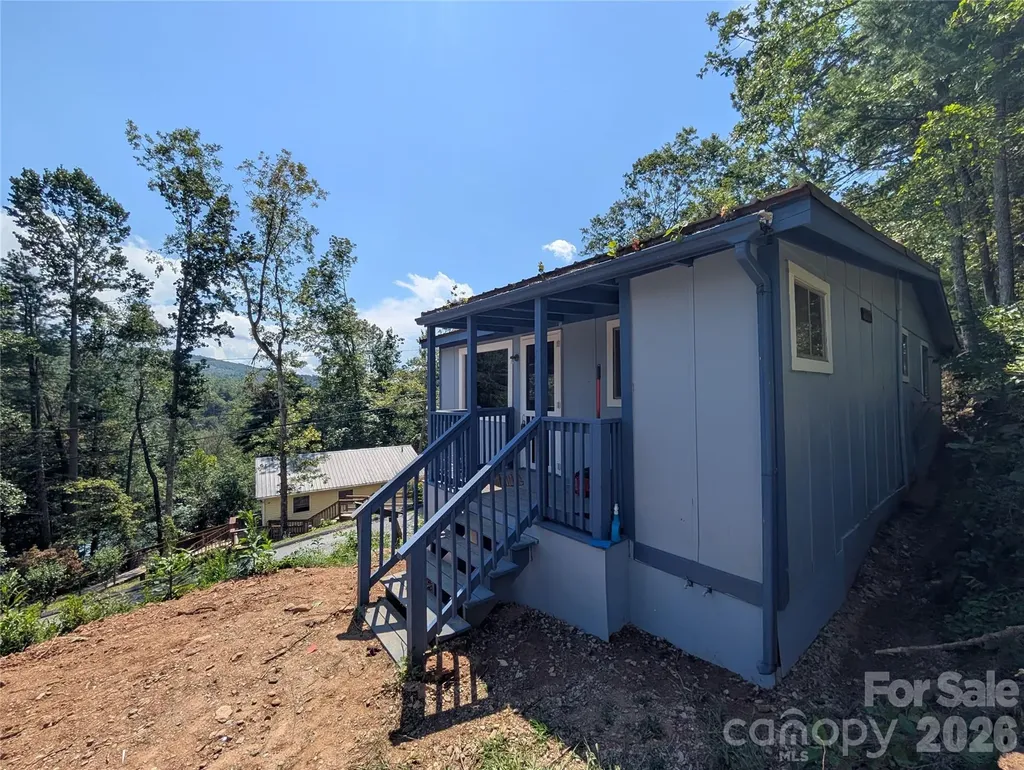 260 Oak Ridge Road Hendersonville NC 28792