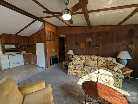 260 Oak Ridge Road Hendersonville NC 28792