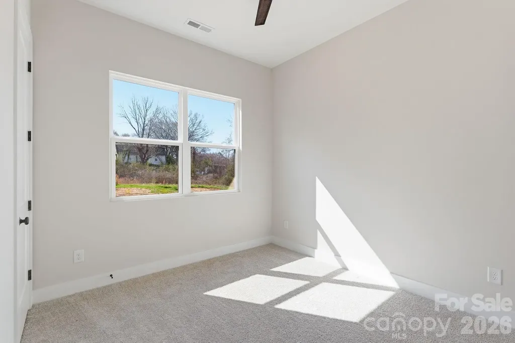 1021 Elm Street Kannapolis NC 28081