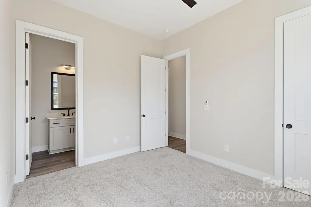 1021 Elm Street Kannapolis NC 28081