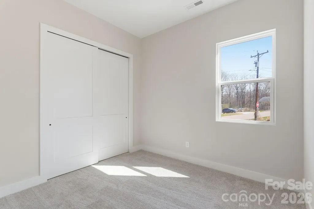 1021 Elm Street Kannapolis NC 28081