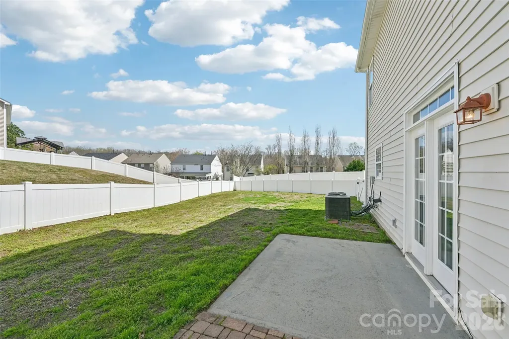 10901 Trout Creek Place Davidson NC 28036