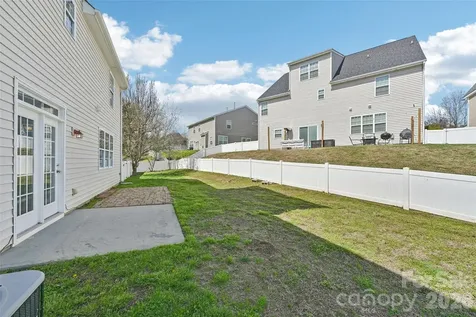 10901 Trout Creek Place Davidson NC 28036