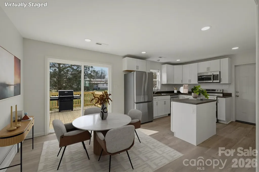 2621 Fairwood Drive SE Hudson NC 28638