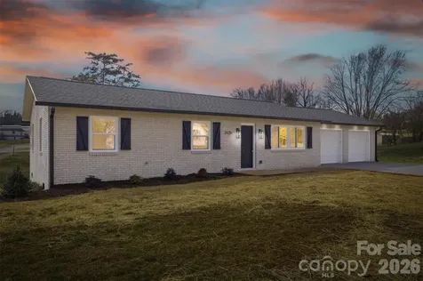 2621 Fairwood Drive SE Hudson NC 28638