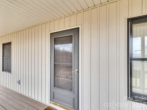 122 Vinewood Drive Waynesville NC 28786
